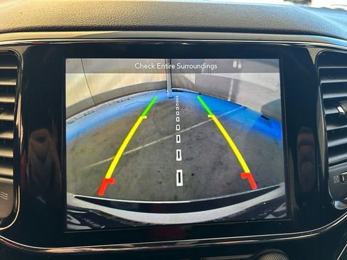 Used 2019 Jeep Grand Cherokee Limited image 33