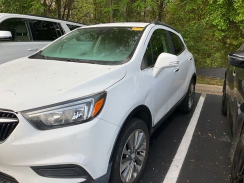 Used 2019 Buick Encore Preferred FWD image 9