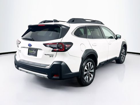 Used 2023 Subaru Outback Limited XT image 9