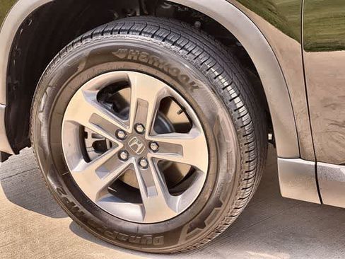 Certified 2026 Honda Pilot EX-L image 9