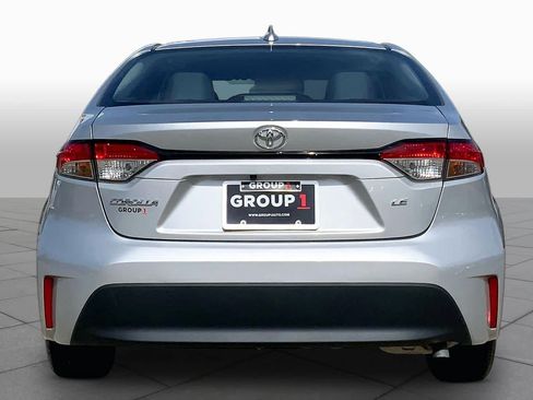 Used 2024 Toyota Corolla LE FWD image 5