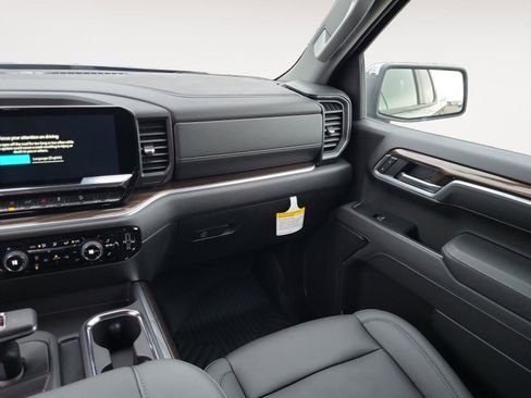 New 2025 Chevrolet Silverado 1500 LT image 12