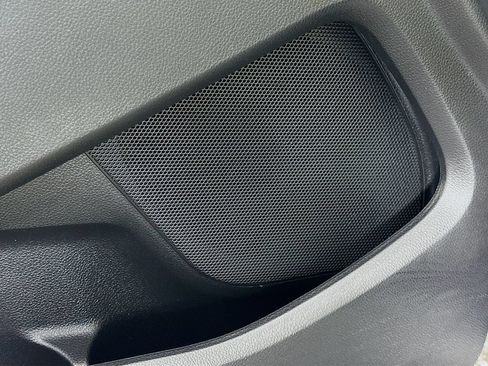 Used 2018 Ford Explorer Platinum AWD/4WD image 19