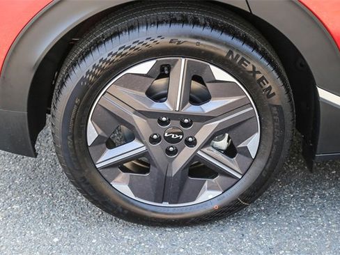 New 2025 Kia EV6 Light image 11