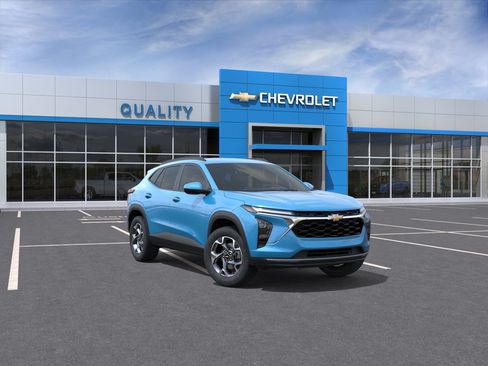 New 2026 Chevrolet Trax LT w/ Driver Confidence Package FWD image 1