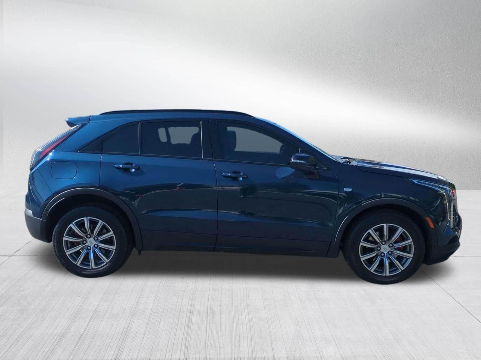 Used 2021 Cadillac XT4 Sport AWD/4WD image 7