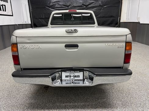 Used 2000 Toyota Tacoma 2WD Xtracab w/ SR5 Pkg image 4