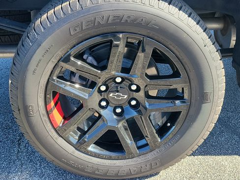 Used 2025 Chevrolet Silverado 1500 RST w/ Redline Edition image 7