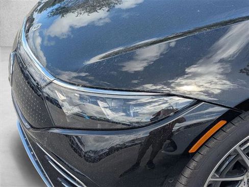 Used 2024 Mercedes-Benz EQS 580 4MATIC Sedan image 12