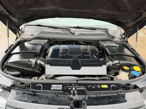 Used 2012 Land Rover Range Rover Sport HSE image 22