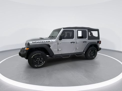 Used 2020 Jeep Wrangler Unlimited Sport AWD/4WD image 2