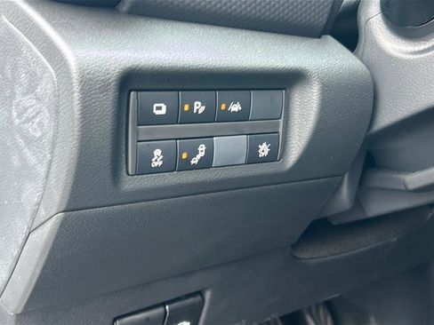 Certified 2025 Nissan Kicks Play S FWD image 25