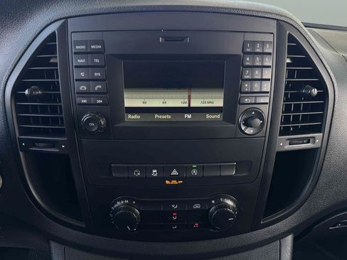 Used 2019 Mercedes-Benz Metris image 13