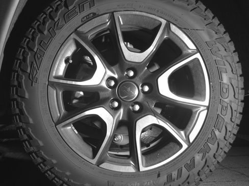 Used 2025 Jeep Compass Trailhawk AWD/4WD image 14