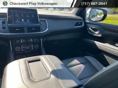 Used 2023 Chevrolet Tahoe Premier AWD/4WD image 40