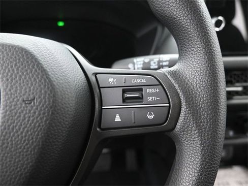 New 2026 Honda HR-V LX image 17