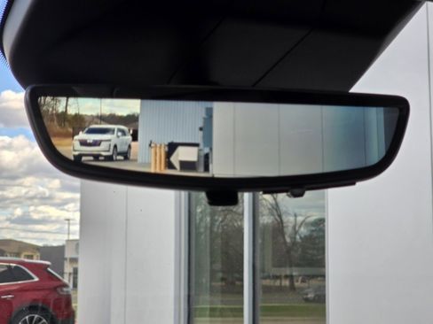 New 2026 Cadillac Escalade ESV Platinum Sport w/ LPO, ONYX Package image 34