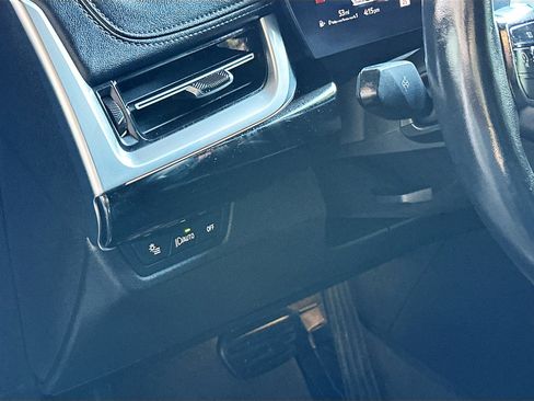 Certified 2023 BMW X1 xDrive28i image 10