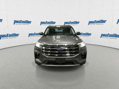 Used 2026 Ford Explorer Active w/ Active Comfort Package image 3