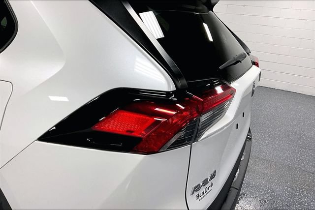 Used 2023 Toyota RAV4 XLE Premium AWD/4WD image 22