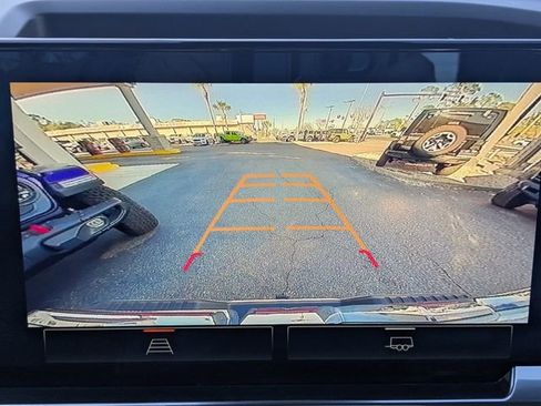 Used 2025 GMC Sierra 1500 SLT image 20