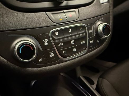 Used 2020 Chevrolet Malibu LT image 14