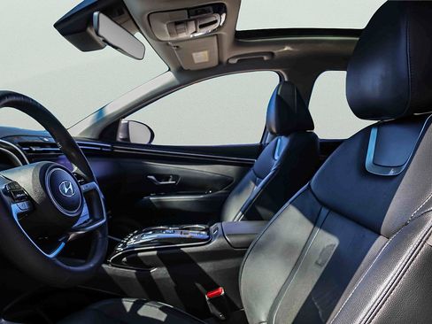 Used 2022 Hyundai Tucson Limited image 9