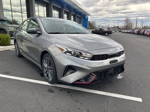 Used 2023 Kia Forte GT-Line w/ GT-Line Technology Package image 4