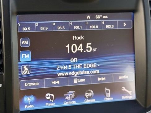 Used 2013 Chrysler 300 image 17