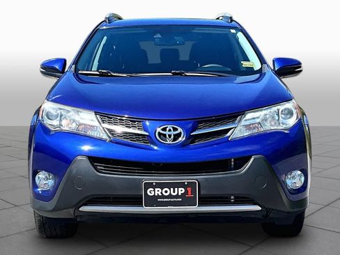 Used 2015 Toyota RAV4 Limited w/ Technology Package AWD/4WD image 4