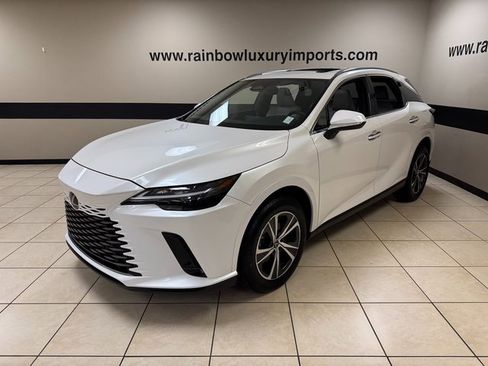 Used 2024 Lexus RX 350 Premium w/ Accessory Package (Z1) image 3