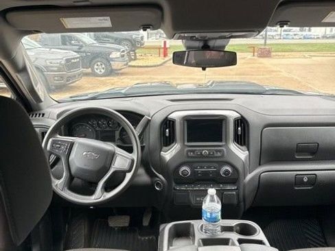 Used 2024 Chevrolet Silverado 1500 Custom Trail Boss w/ LPO, Dark Essentials Package image 12