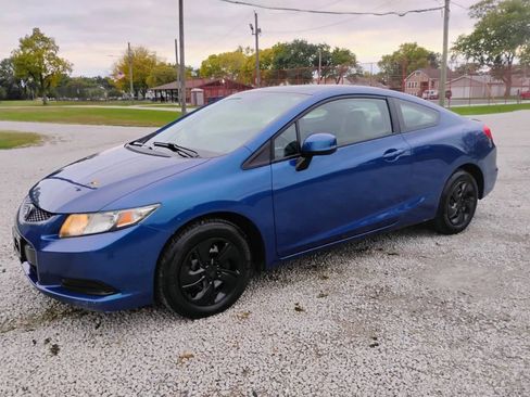 Used 2013 Honda Civic LX image 3