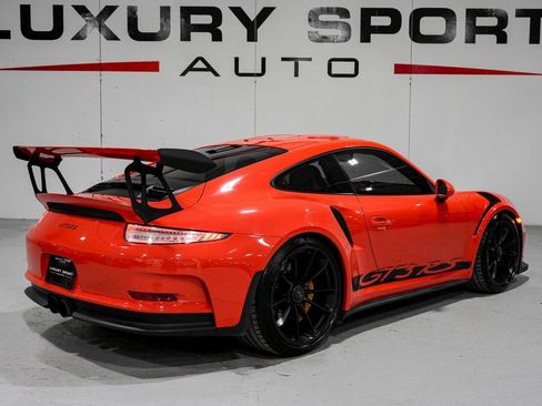 Used 2016 Porsche 911 GT3 RS image 6