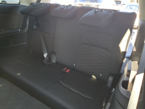 Used 2025 Nissan Pathfinder SV FWD image 30