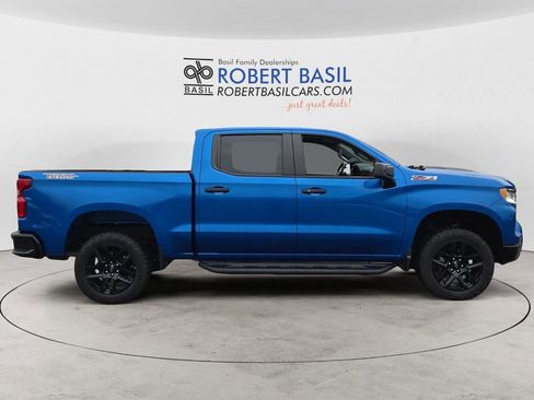 Used 2022 Chevrolet Silverado 1500 LT Trail Boss image 6