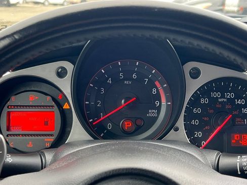 Used 2013 Nissan 370Z Base image 23
