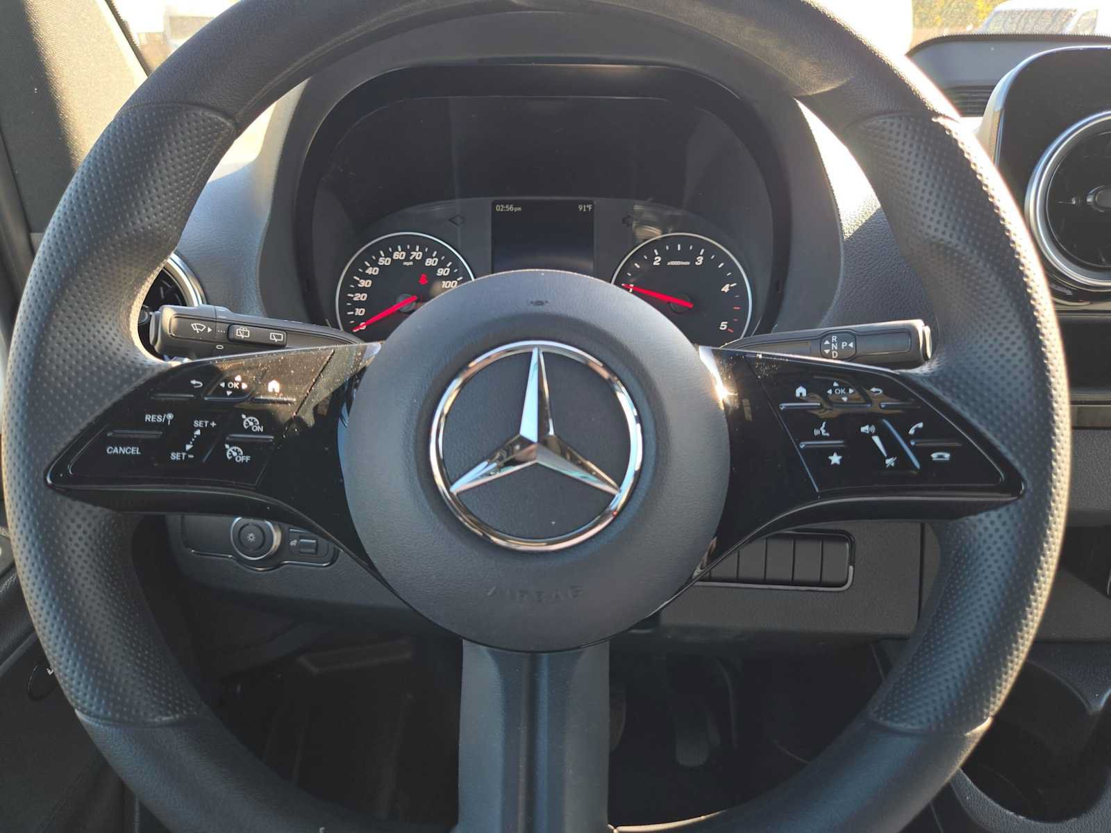 Used 2025 Mercedes-Benz Sprinter 2500 image 25
