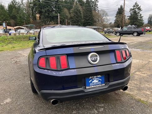 Used 2010 Ford Mustang GT image 17
