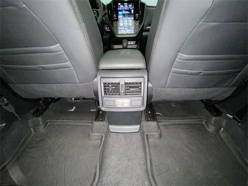 Used 2025 Subaru Forester Premium w/ Convenience Package #1 image 28