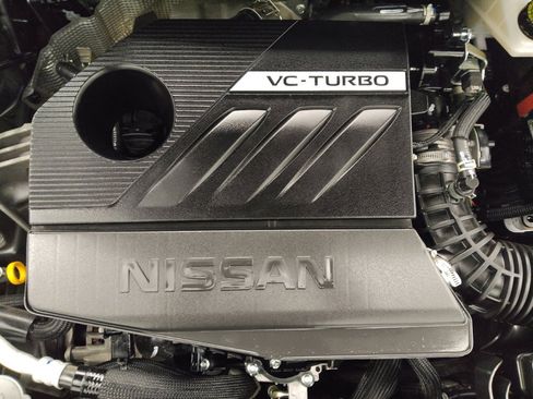 Used 2023 Nissan Rogue SV image 30