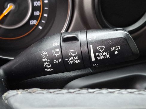 Used 2018 Jeep Wrangler Unlimited Sport S AWD/4WD image 21