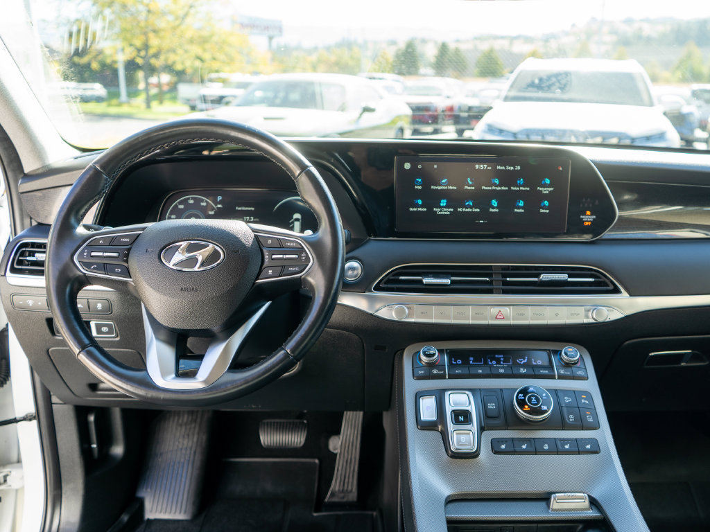Used 2021 Hyundai Palisade Limited AWD/4WD image 17