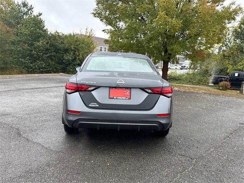 New 2025 Nissan Sentra SV image 5