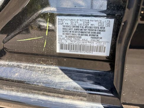 Used 2025 Nissan Sentra S w/ Trunk Package FWD image 31