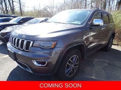 Used 2017 Jeep Grand Cherokee Limited w/ Luxury Group II