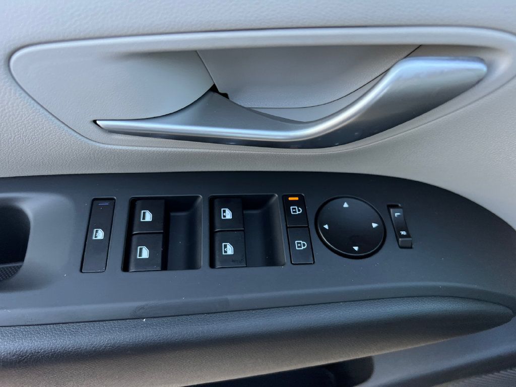 Used 2025 Hyundai Tucson SEL FWD image 17