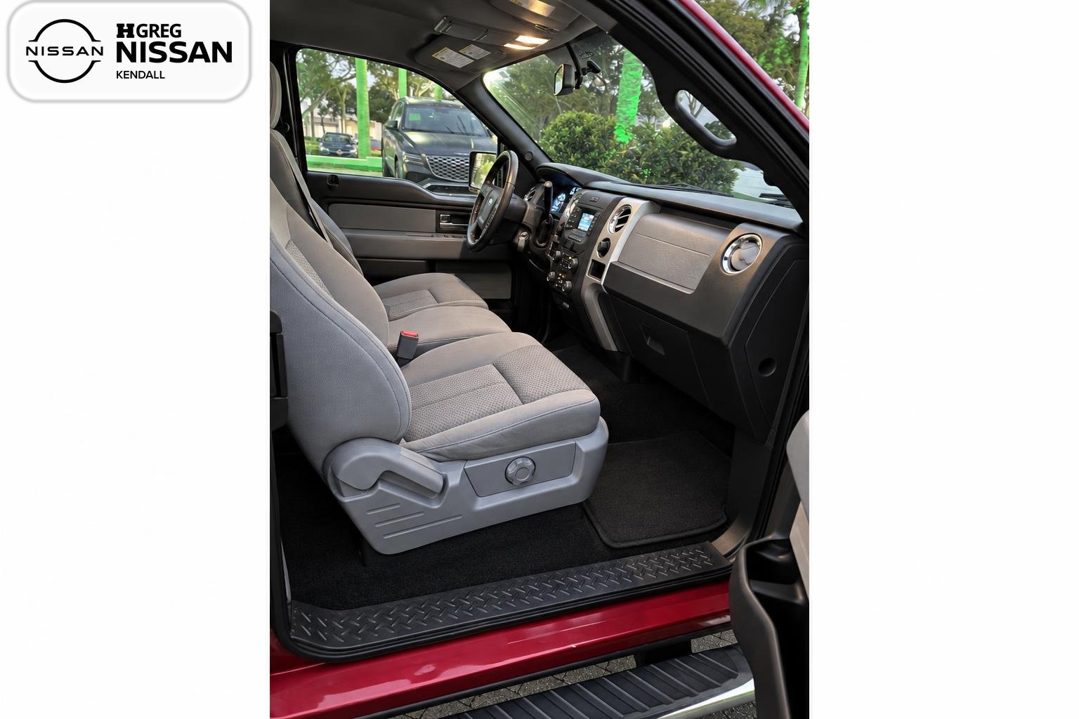 Used 2014 Ford F150 XLT w/ Equipment Group 302A Luxury AWD/4WD image 10