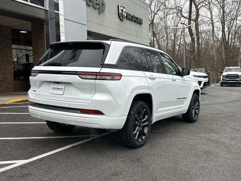 New 2026 Jeep Grand Cherokee Limited Reserve image 17