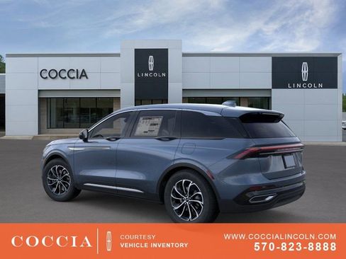 New 2026 Lincoln Nautilus Premier AWD/4WD image 4